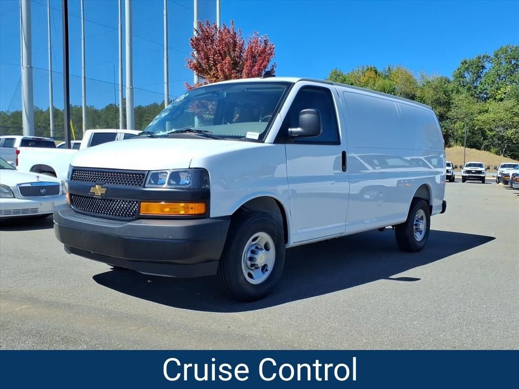 2025 Chevrolet Express Cargo Work Van - Photo 34