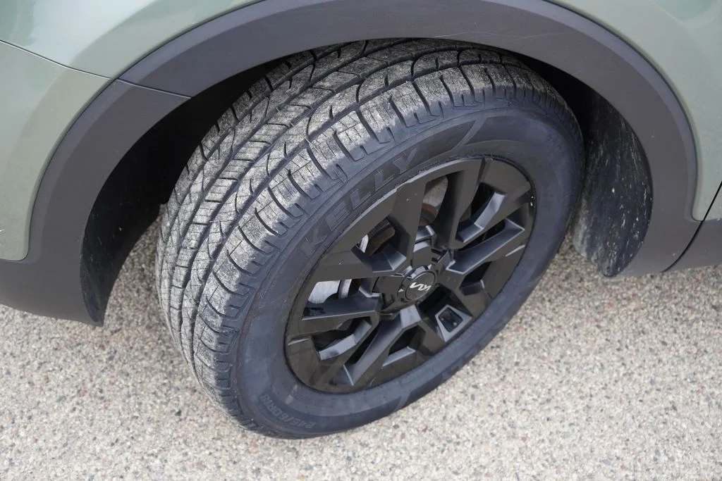 Used 2023 Green Kia SX X-Pro image 13