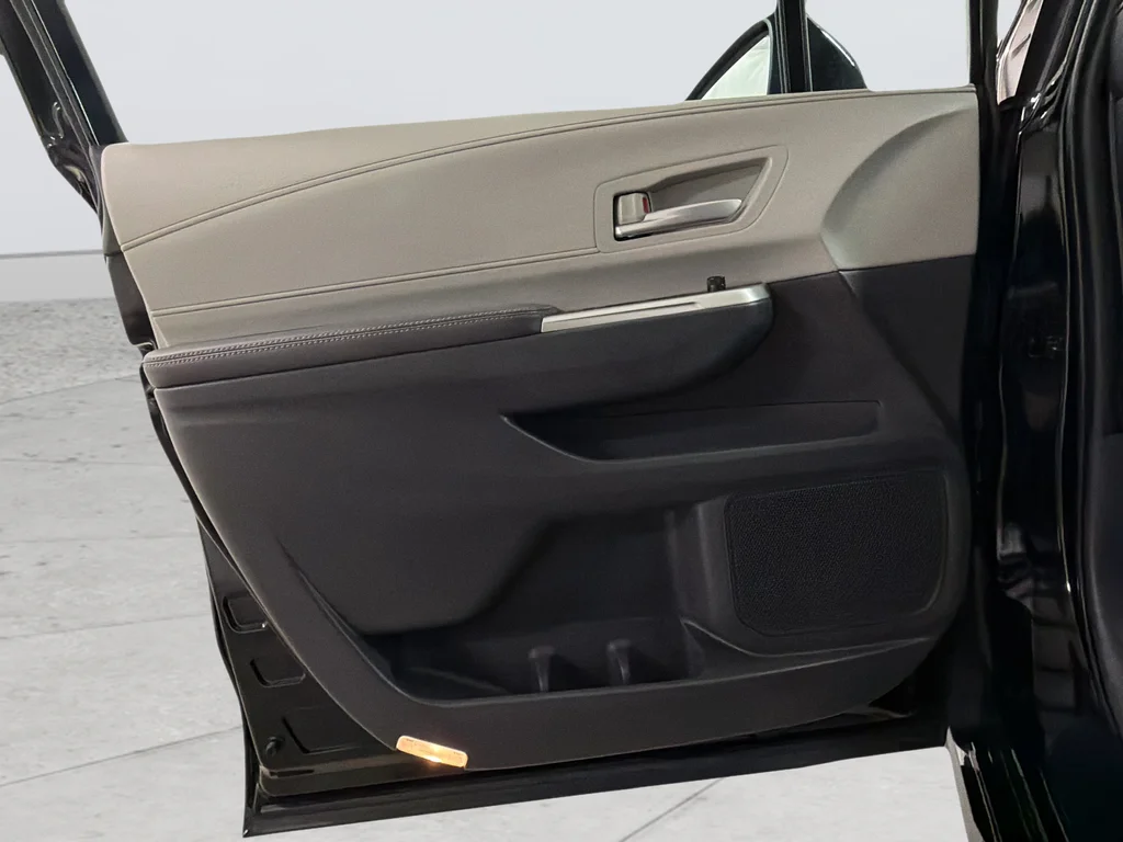 Used 2022 Black Toyota XLE image 39