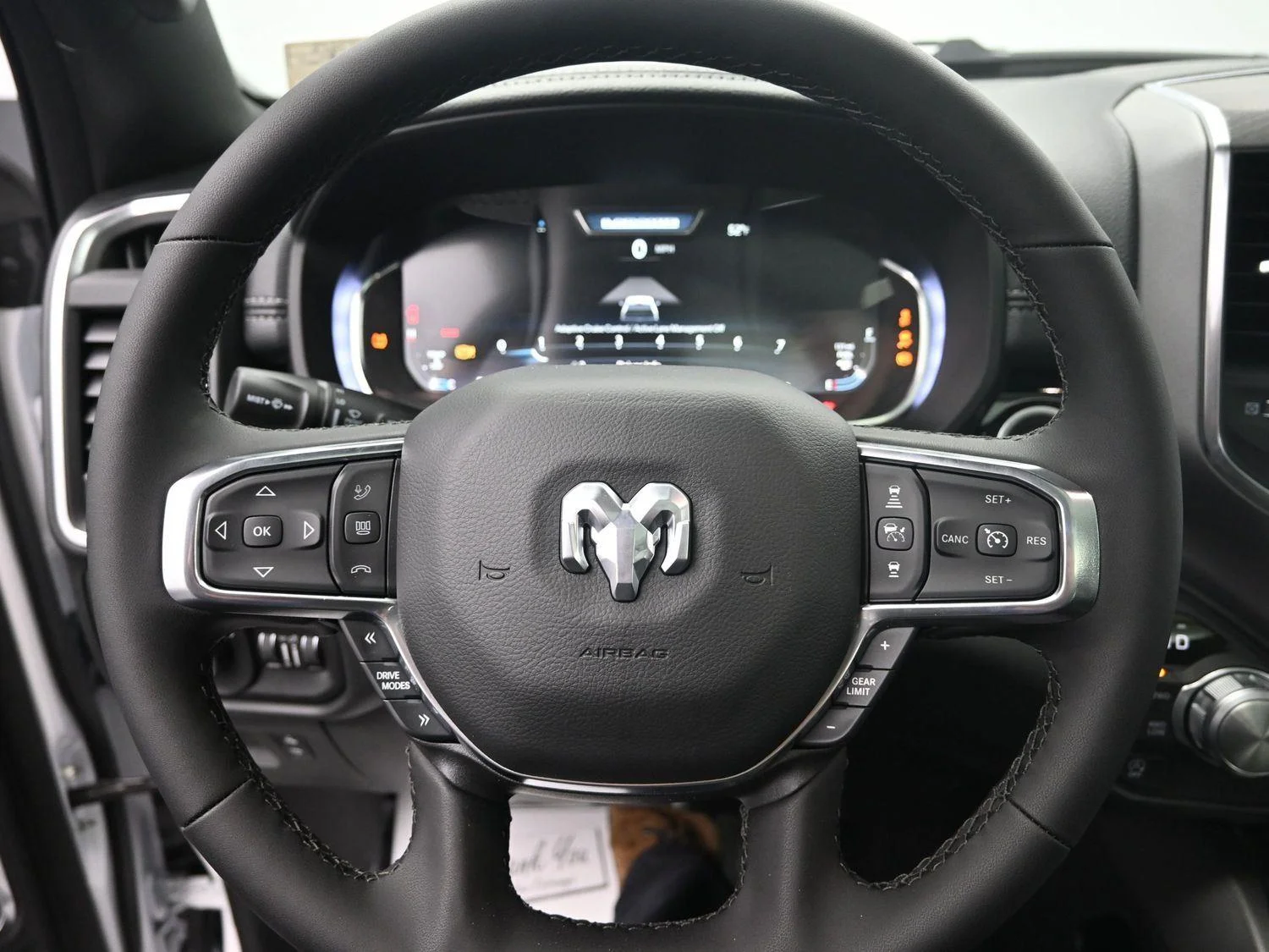 New 2026 Ivory White Tri-Coat Pearl-Coat Exterior Paint RAM Laramie image 25