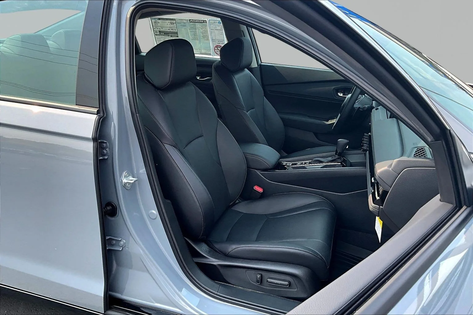 New 2026 Urban Gray Pearl Honda EX-L image 11