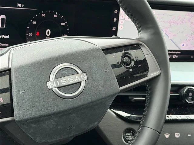 Used 2025 Red Nissan SL image 18