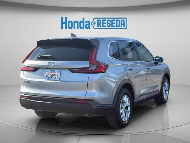 Used 2024 LUNAR SILVER METALLIC Honda LX image 5