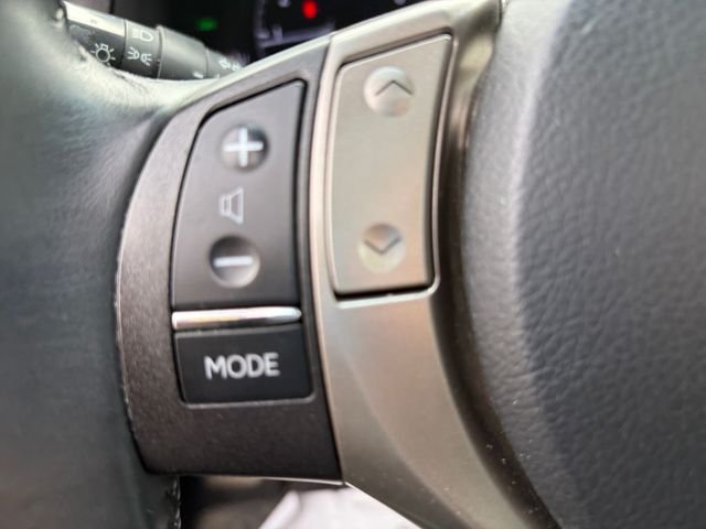 Used 2013  Lexus 350 image 29
