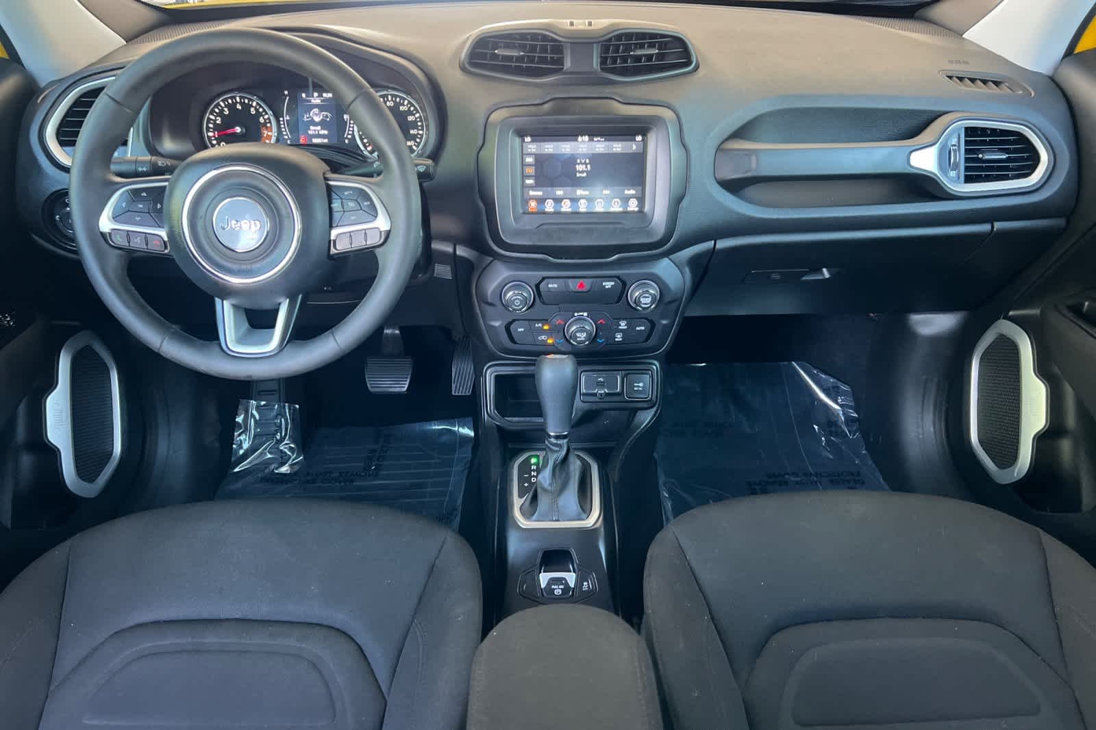 Used 2018 Solar Yellow Jeep Latitude image 3
