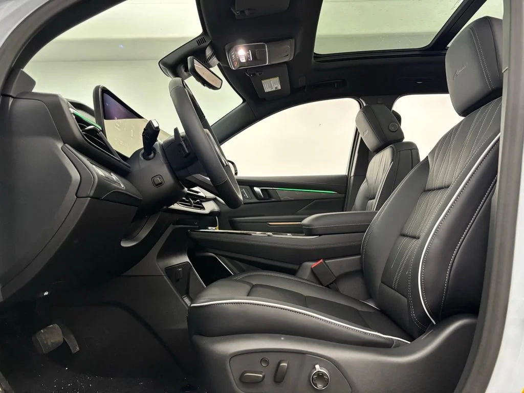 2026 Buick Enclave Avenir - Photo 22