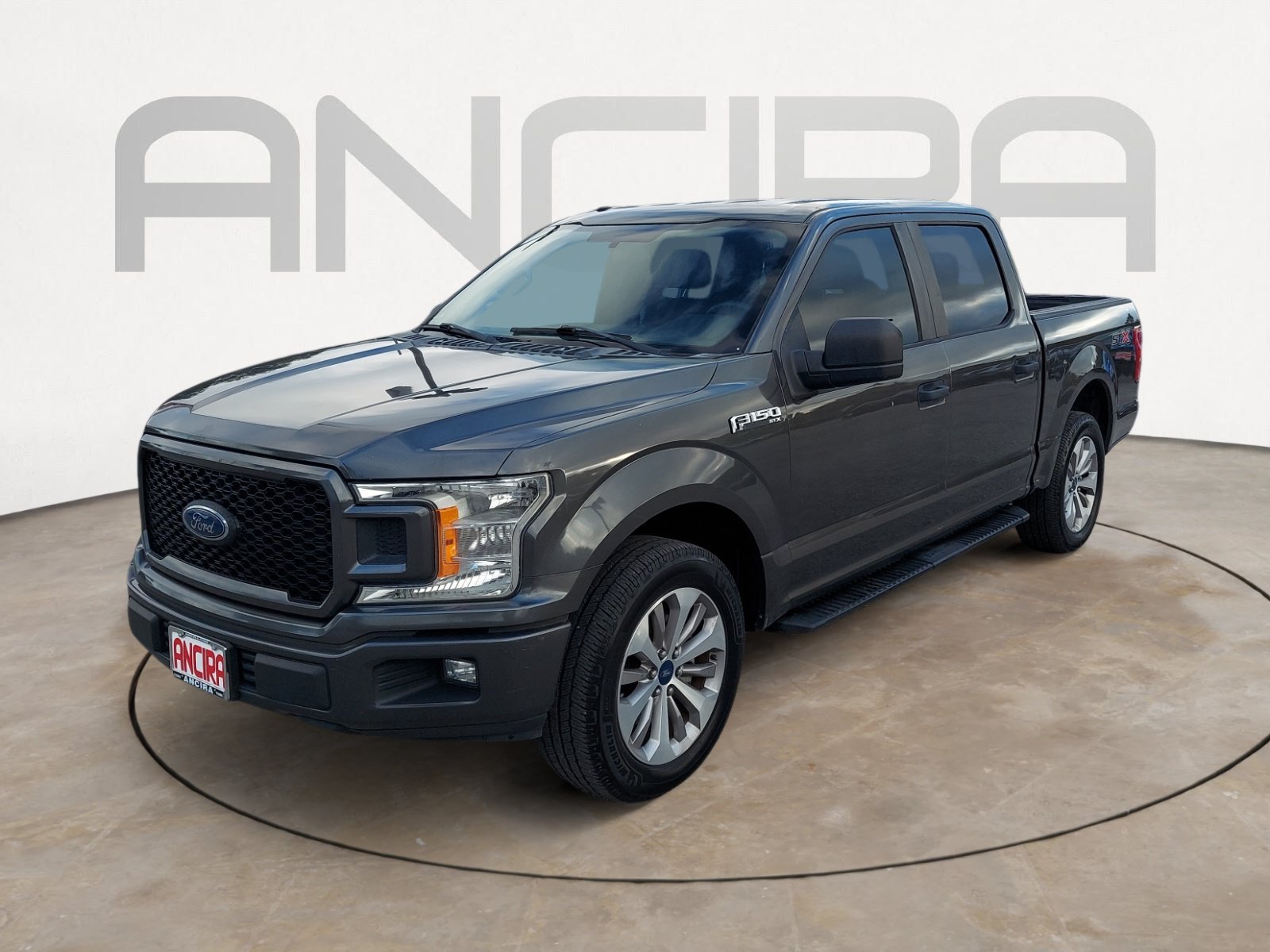 Used 2018 Magnetic Metallic Ford XL image 6