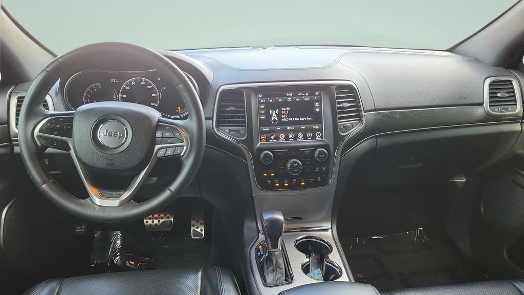 Used 2018 Black Jeep Overland image 11