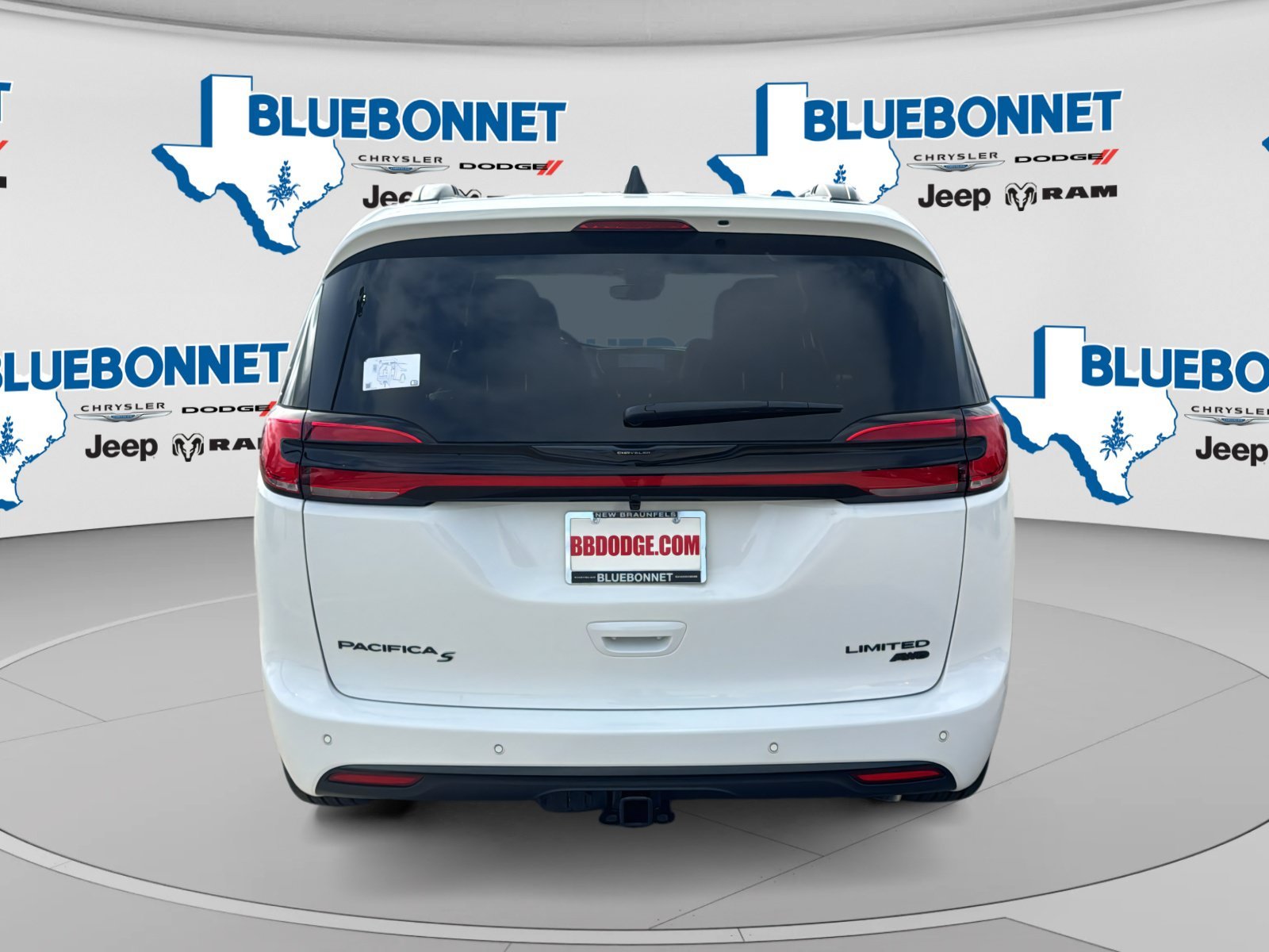 2026 Chrysler Pacifica Limited - Photo 6