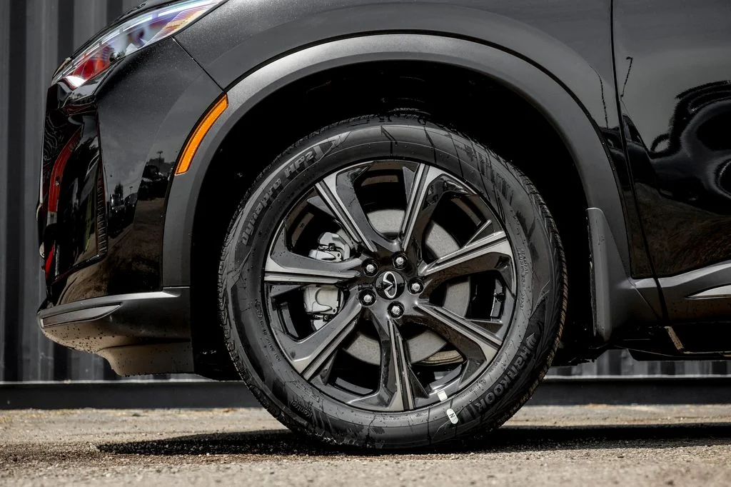 New 2027 2T MNRL BLK INFINITI Autograph AWD image 5