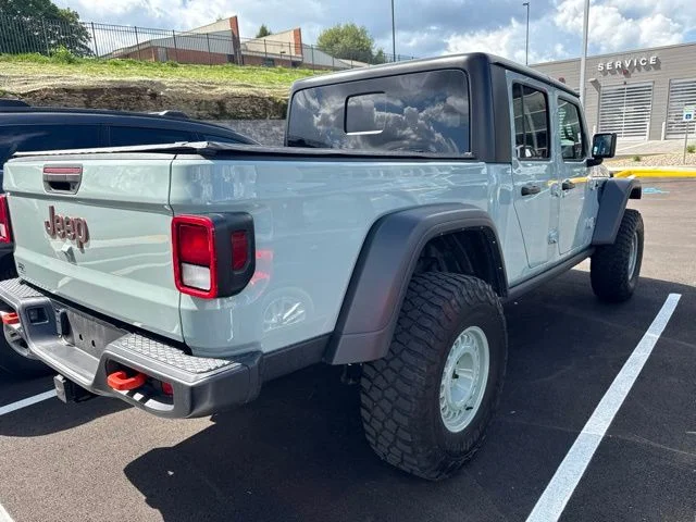 Used 2023 Earl Clearcoat Jeep Mojave image 4