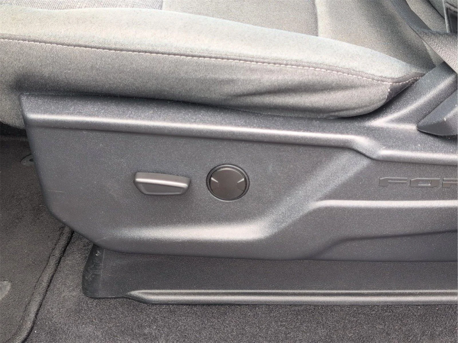 Used 2024 Agate Black Ford XLT image 14