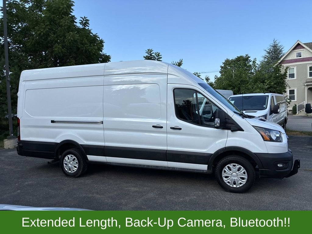 Used 2024 White Ford Base image 8
