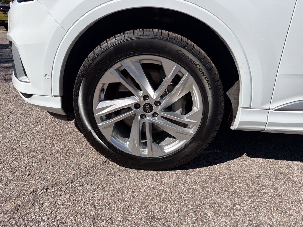 Used 2021 White Audi 45 Premium Plus image 11