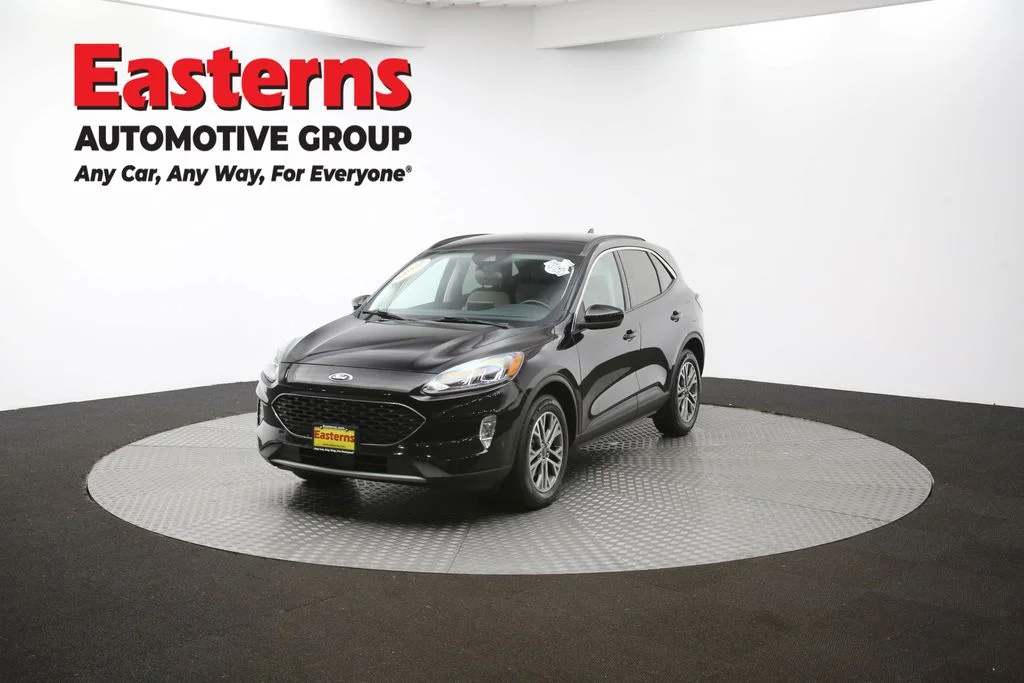Used 2021 Black Ford SEL image 53