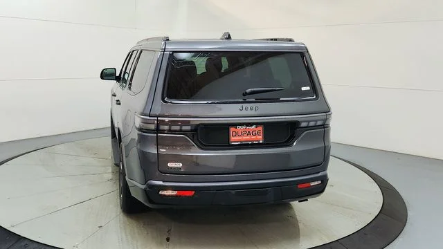 New 2026 Baltic-Gray Metallic Clear-Coat Exterior Paint Jeep Limited Altitude image 8