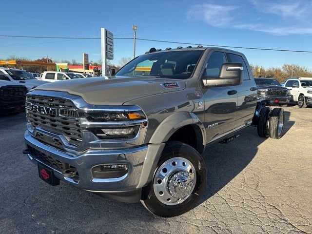 2026 RAM 4500 Big Horn 4X4 Crew Cab DRW 173" WB's photo