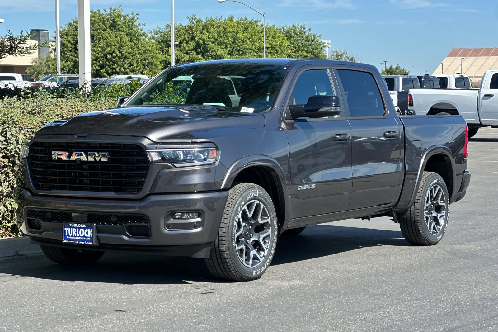 2026 RAM 1500 Laramie - Photo 8