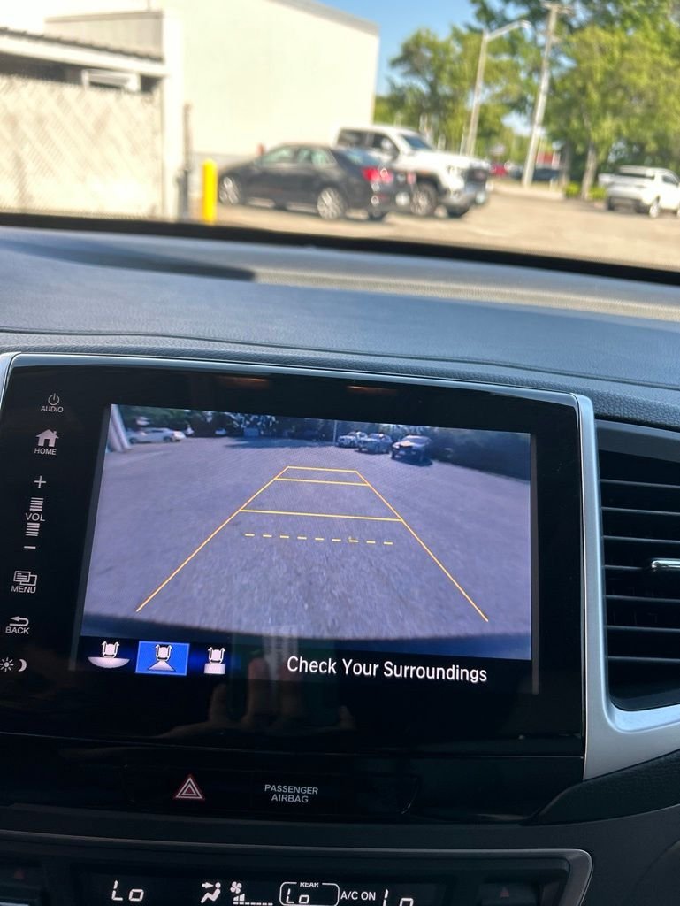 Used 2017 Blue Honda EX-L image 11