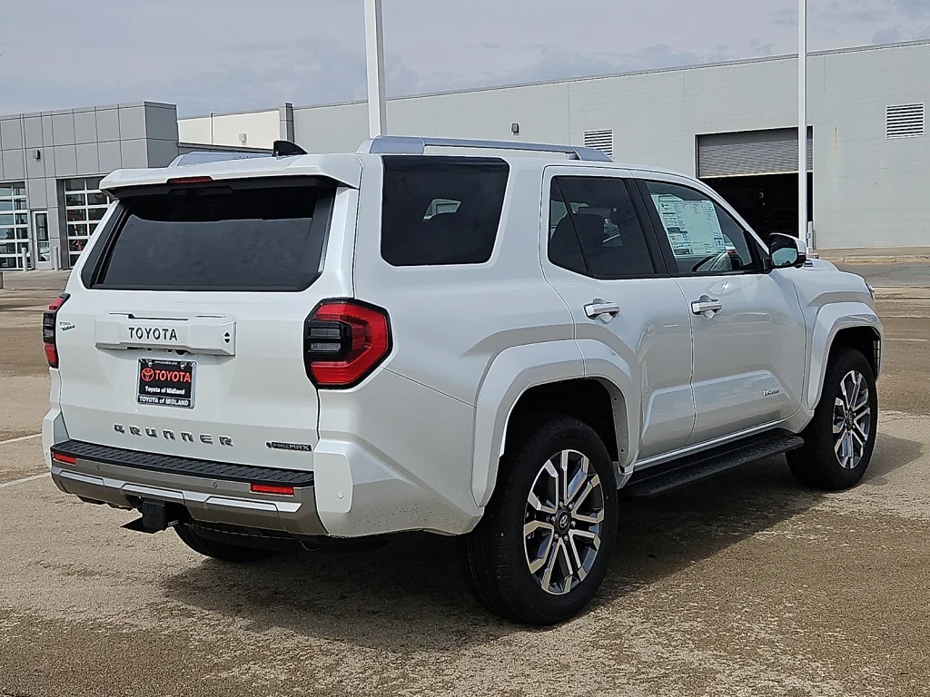 New 2026 Wind Chill Pear Toyota Limited image 3