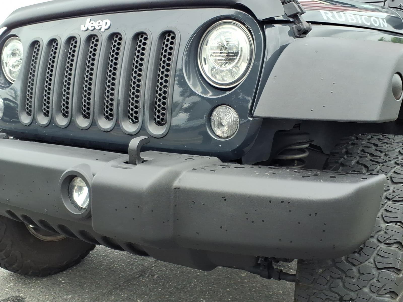 Used 2017 Granite Crystal Metallic Clearcoat Jeep Rubicon image 15