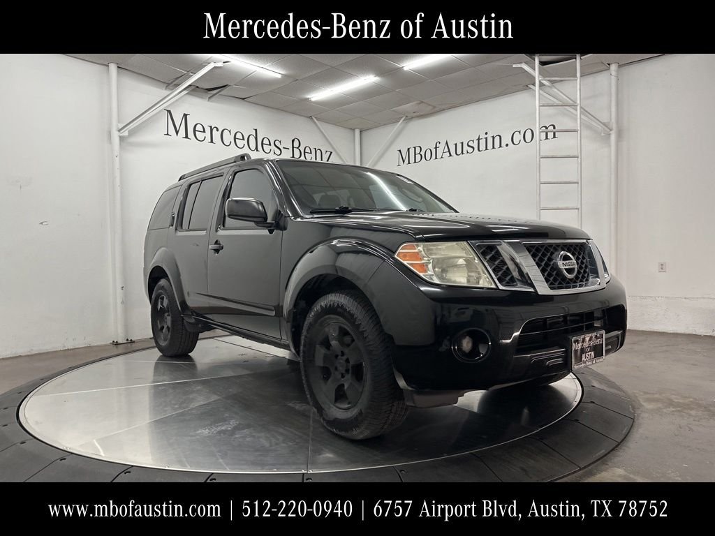 2012 Nissan Pathfinder S 4x2 FE+'s photo
