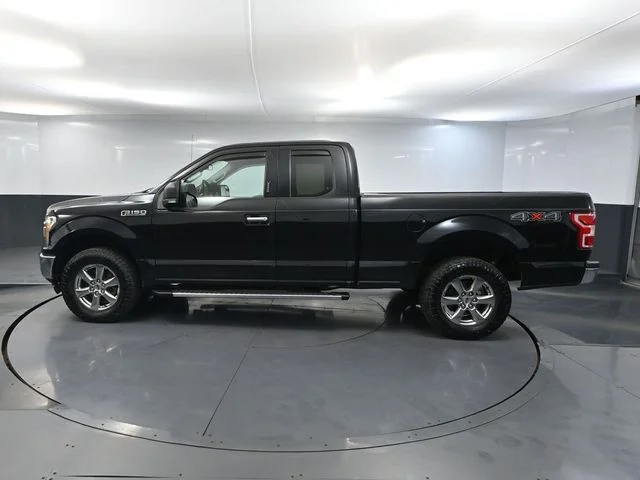 Used 2019 Black Ford XLT image 9