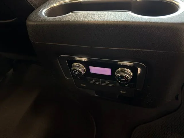 Used 2022 Black GMC Denali image 47