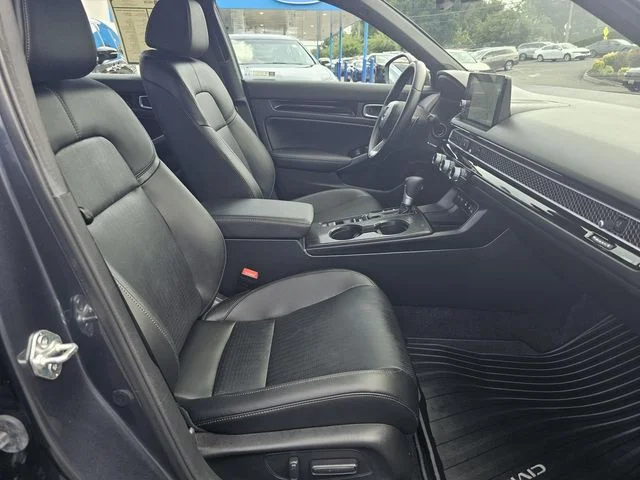 2025 Honda Civic Sport Touring - Photo 13