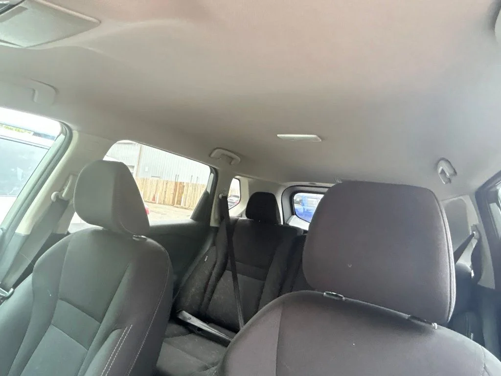 Used 2024 Silver Nissan S image 17