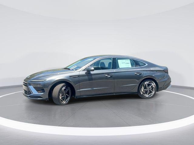 New 2026 Gray Hyundai SEL Sport image 1