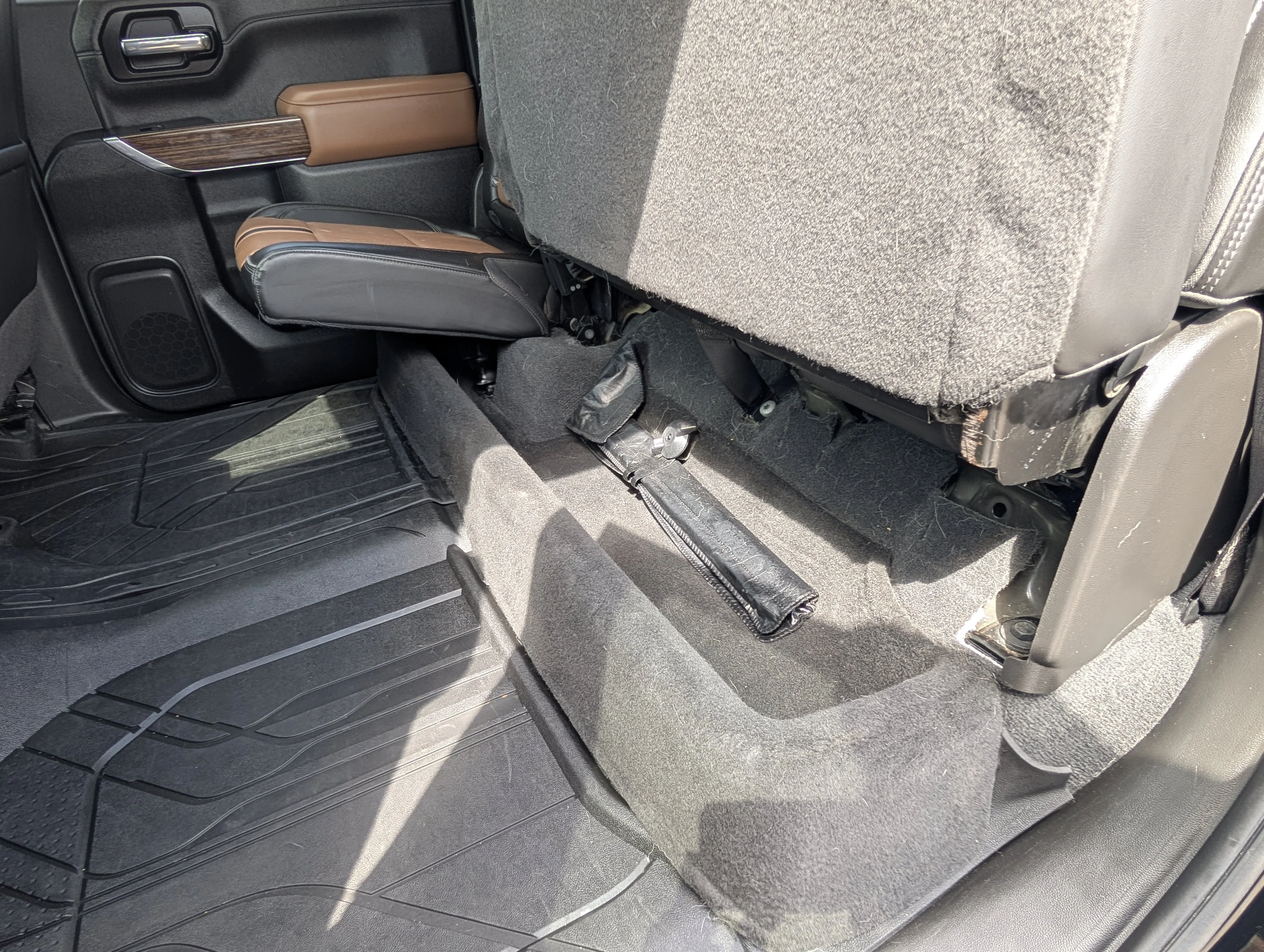 Used 2020 Black Chevrolet High Country image 22