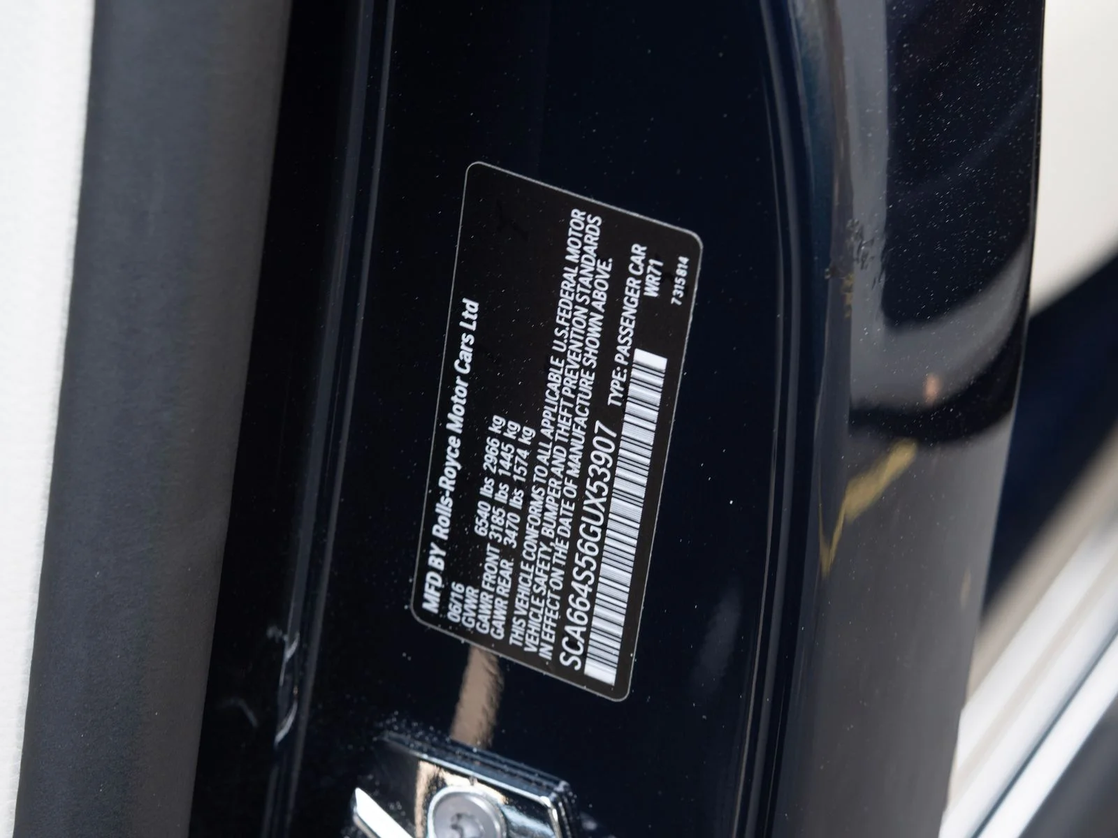 Certified Used 2016 Midnight Sapphire Rolls-Royce  image 34