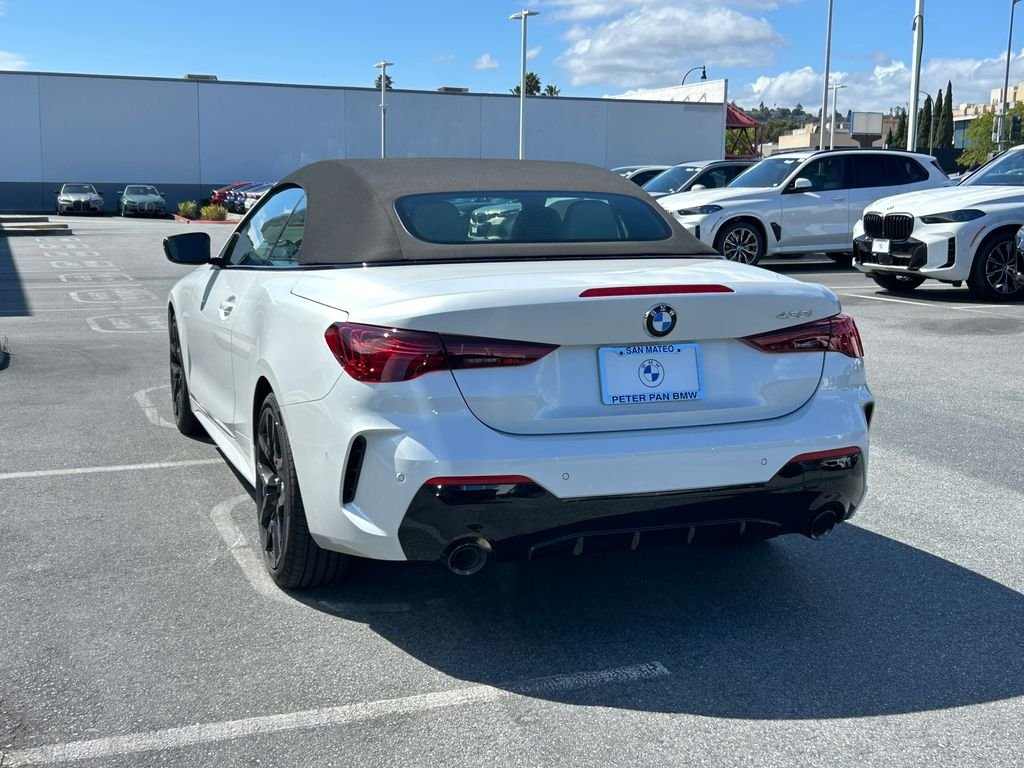 New 2026 Mineral White Metallic BMW 430i image 3