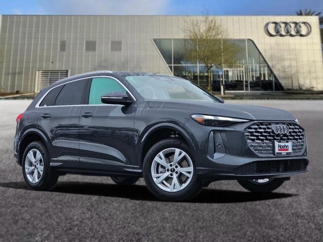2026 Audi Q5 Premium TFSI quattro S tronic