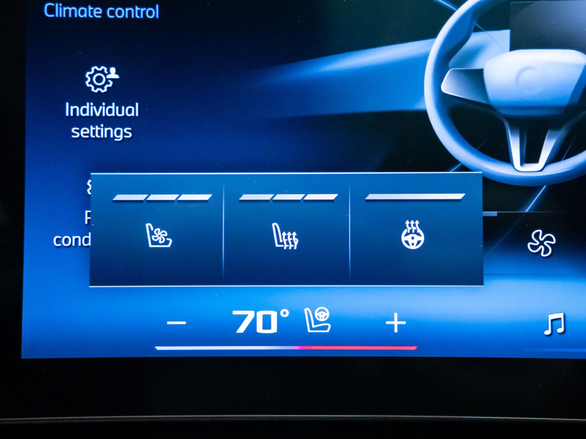 Used 2024 Black BMW M60i image 29