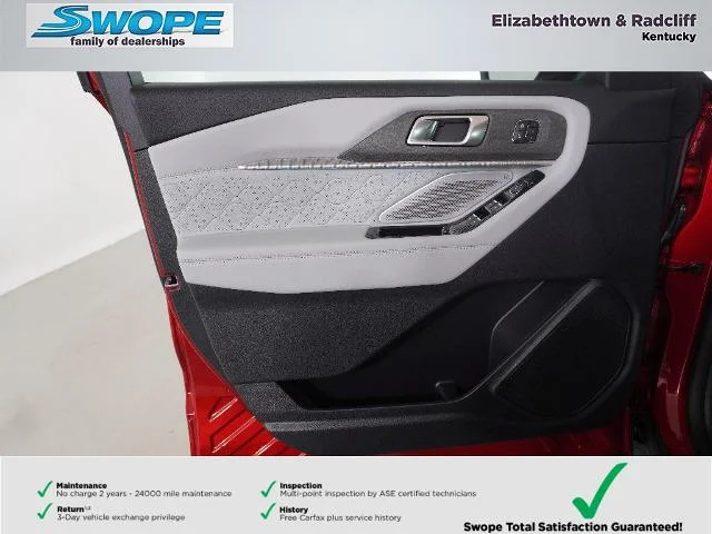 New 2026 Rapid Red Metallic Tinted Clearcoat Ford Platinum™ image 52