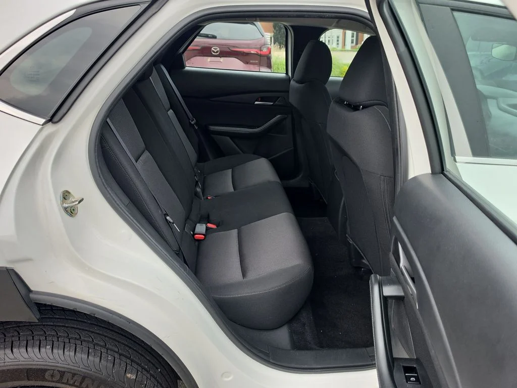 Certified Used 2024 White Mazda 2.5 S image 13