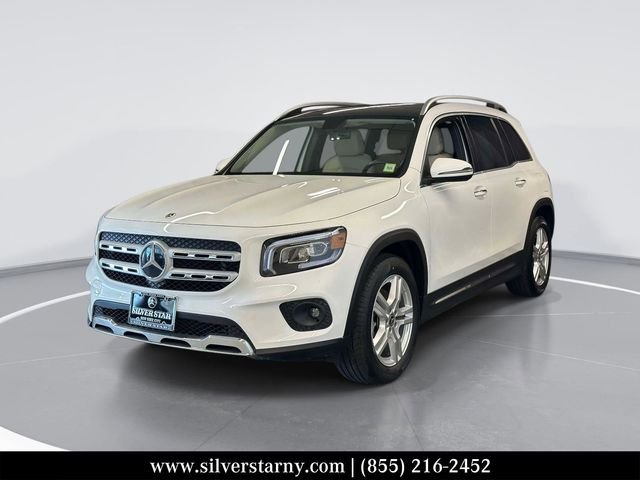 2022 Mercedes-Benz GLB GLB 250 4MATIC's photo