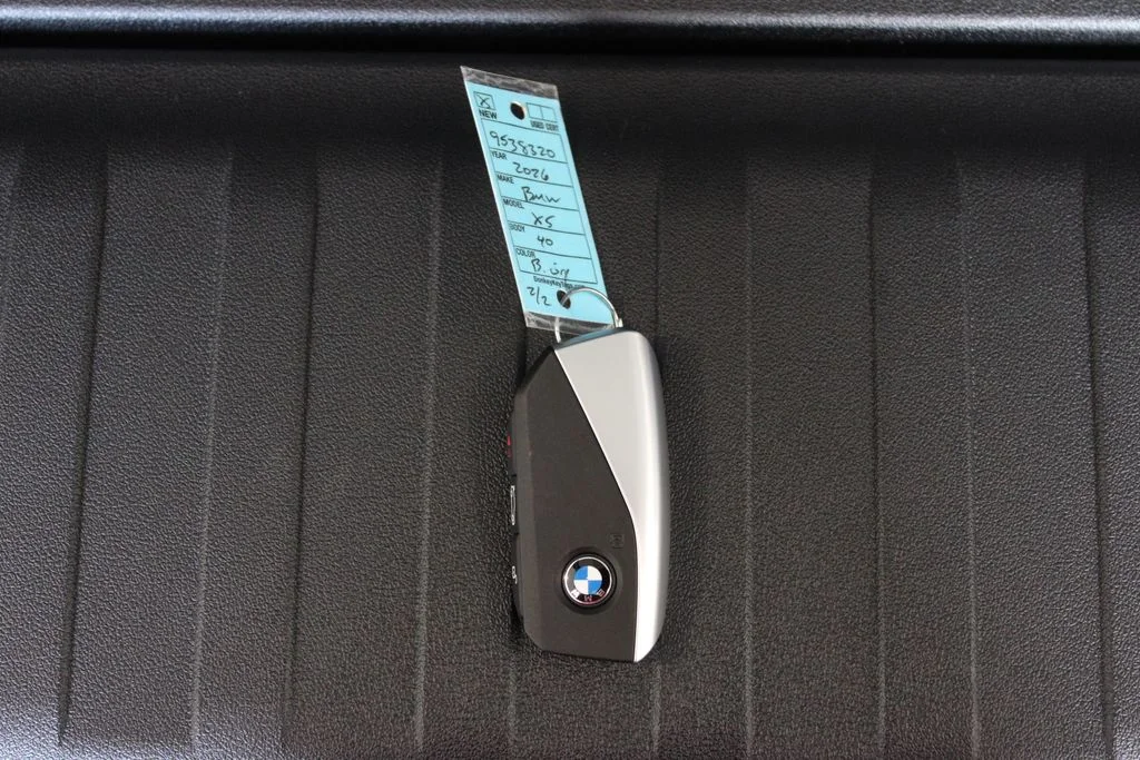 New 2026 Brooklyn Grey Metallic BMW xDrive40i image 28