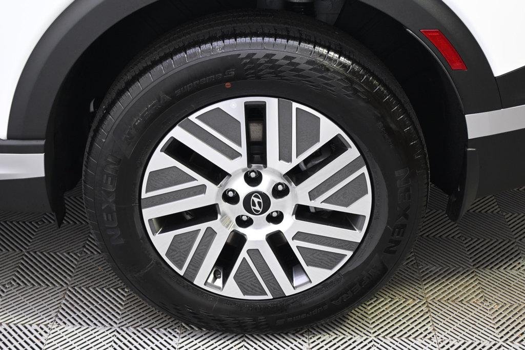 New 2026 White Pearl Hyundai SEL 8P image 20