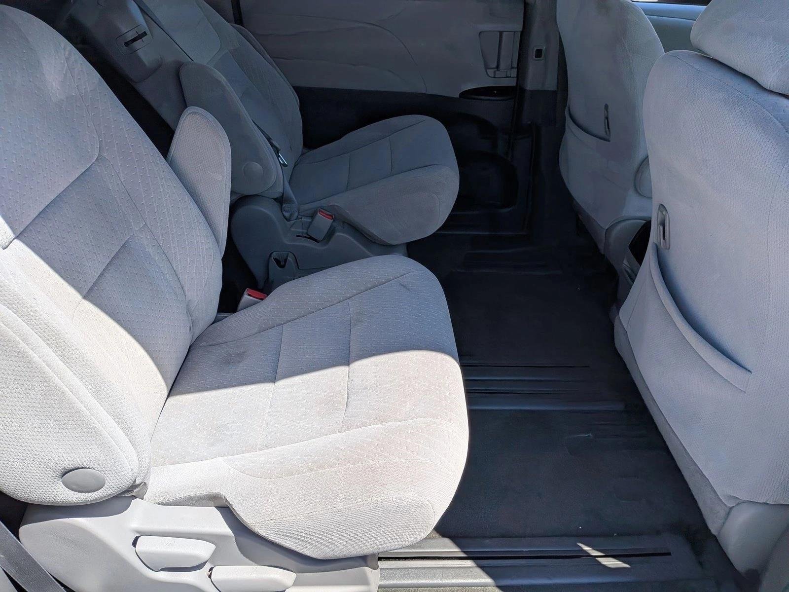 Used 2016 Predawn Gray Mica Toyota LE image 17