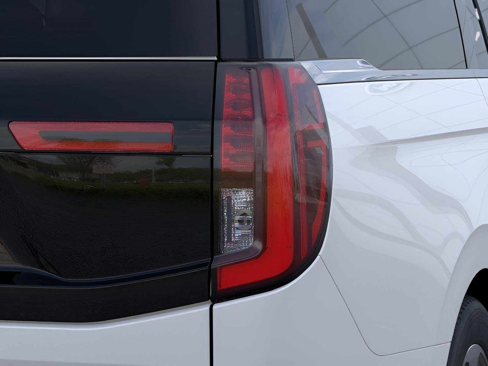 New 2026 Star White Metallic Tri-Coat Ford MAX King Ranch® image 21