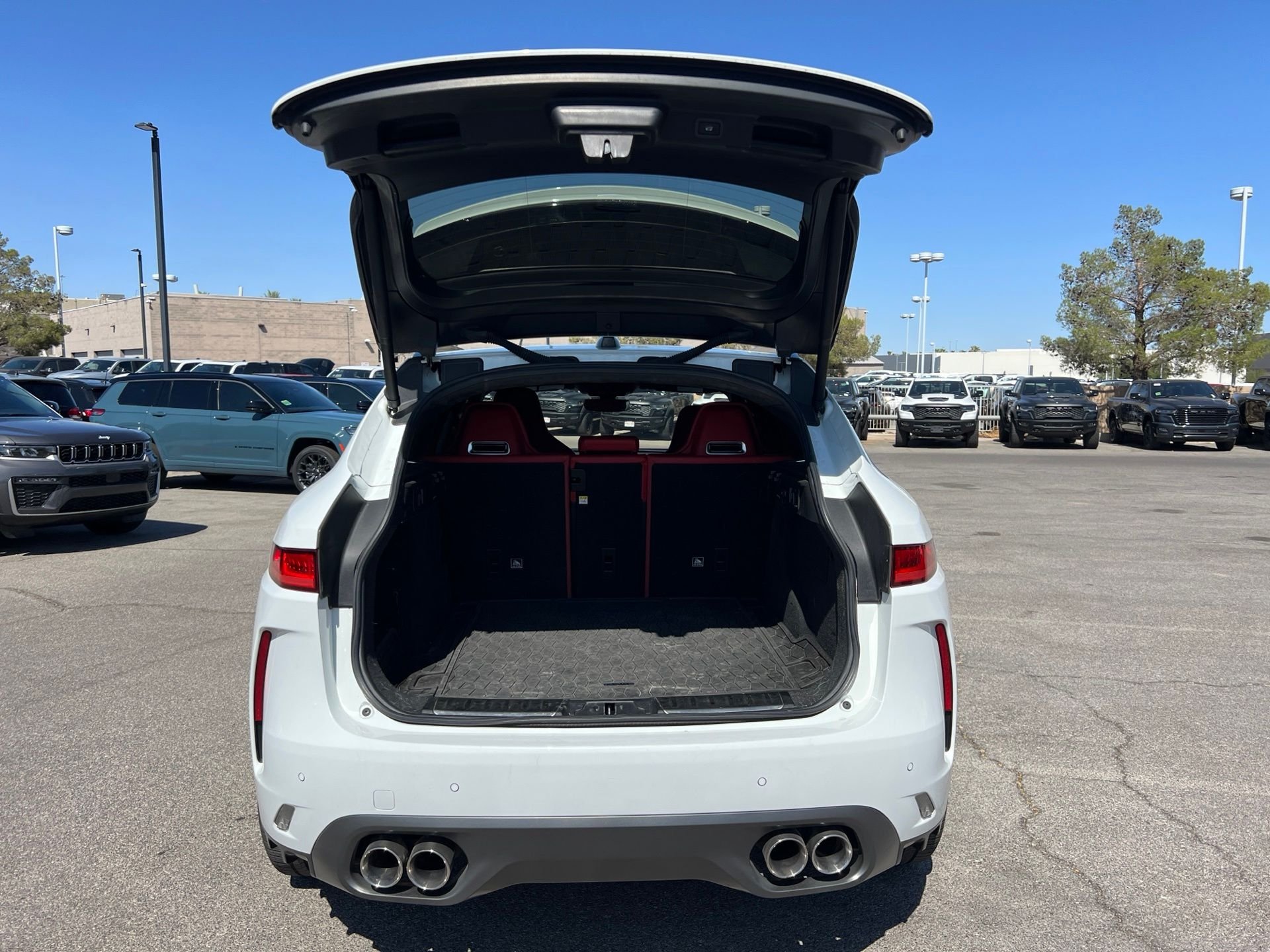 Used 2020 White Jaguar SVR image 11