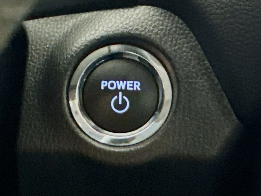 Used 2023 White Toyota XLE image 18
