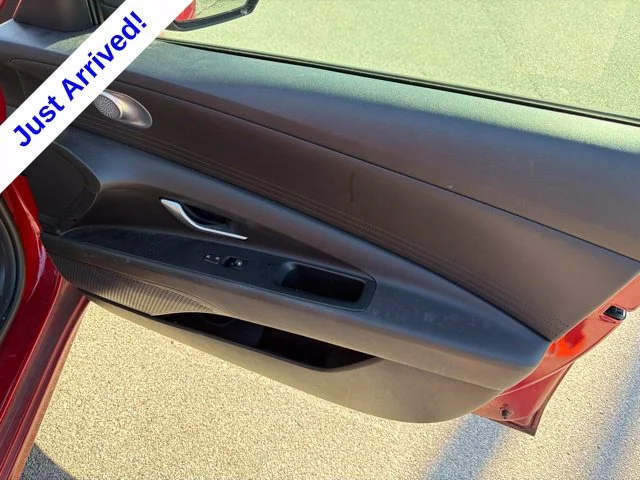 Used 2022 Red Hyundai Blue image 20