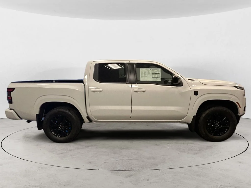 New 2026 Glacier White Nissan SV image 6