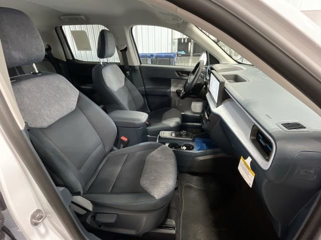 Used 2025 Oxford White Ford XLT image 28