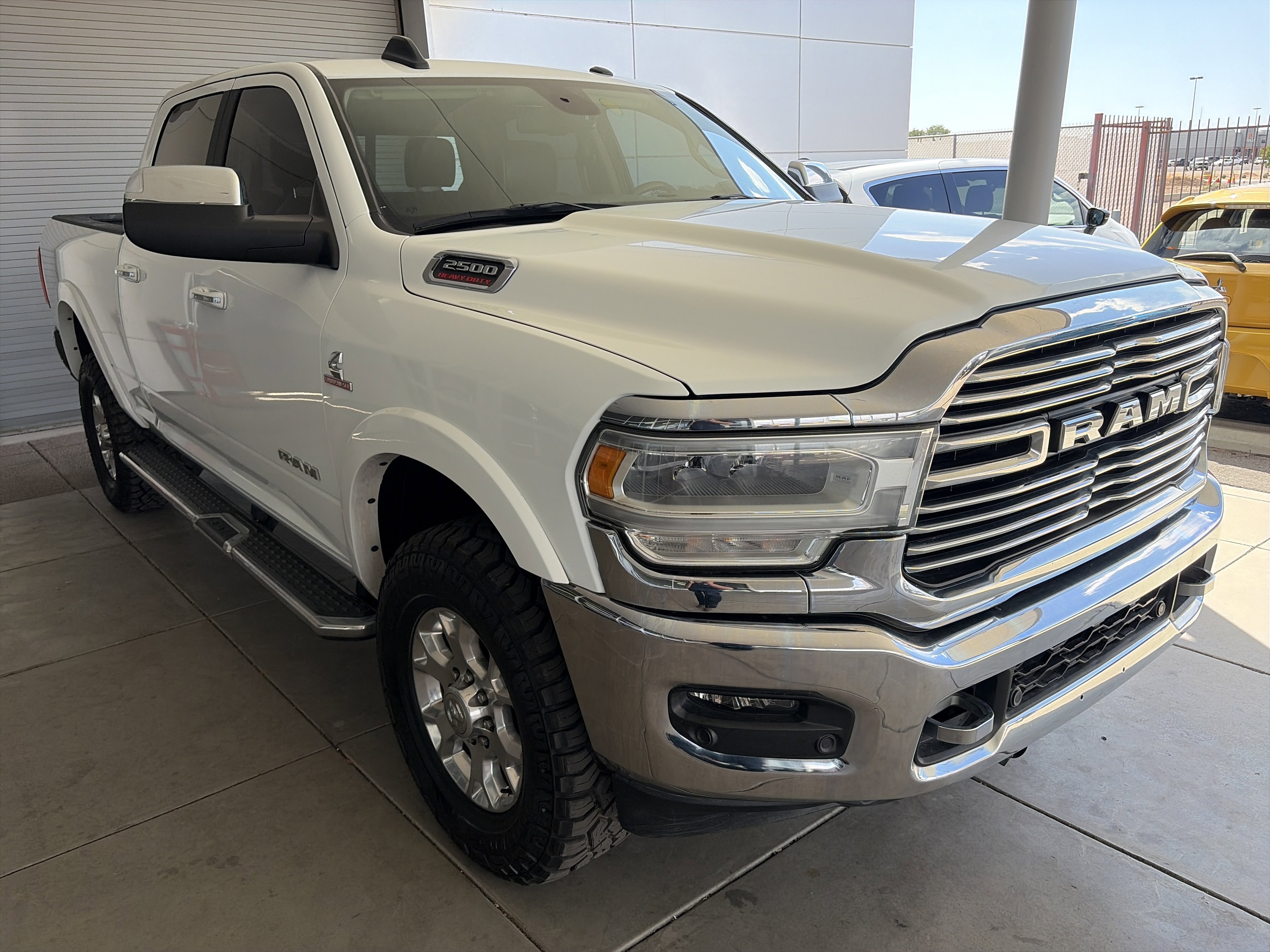 Used 2022 White Ram Laramie image 3
