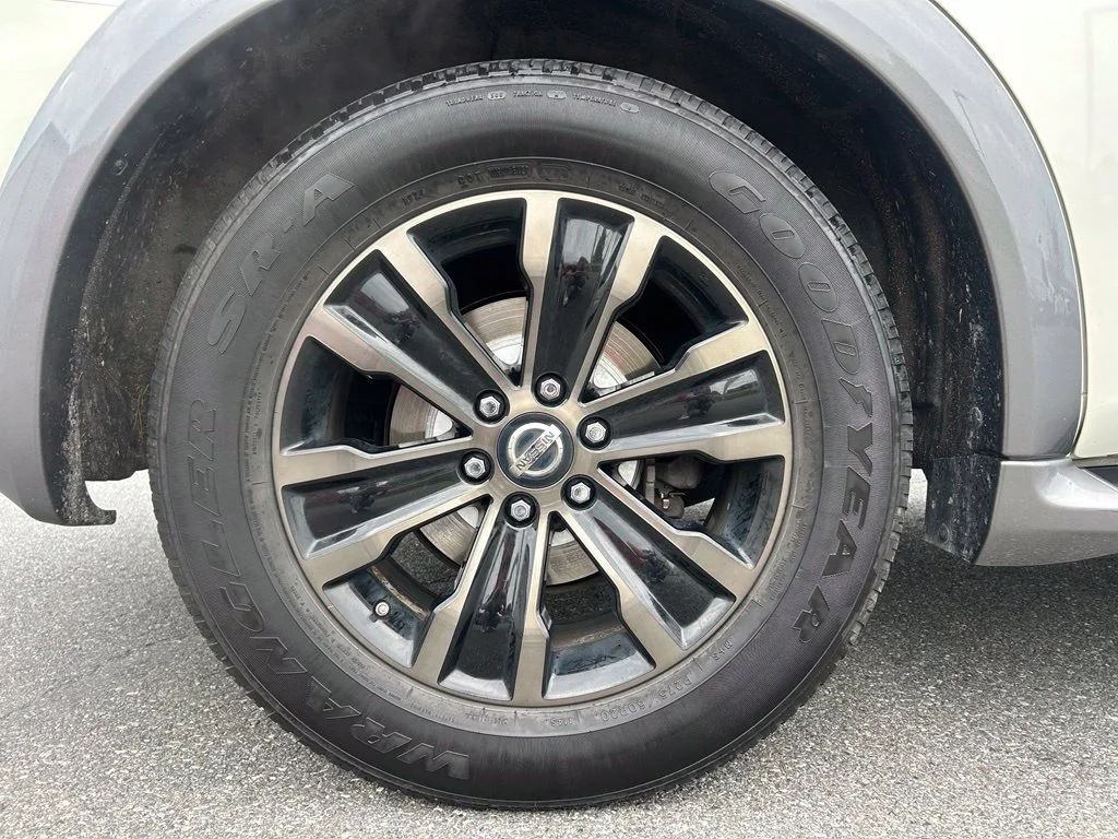 Certified Used 2017 White Nissan Platinum image 33